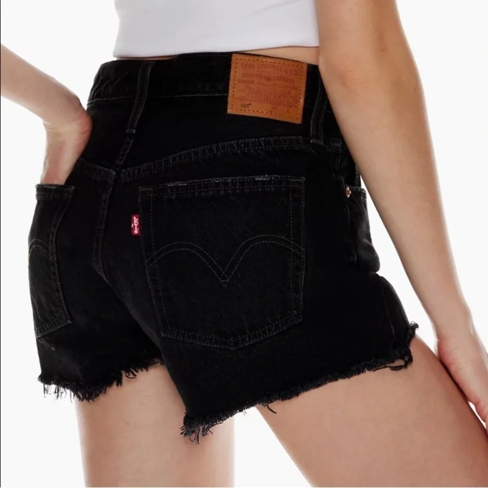 NWT Levi’s 501 Originals 29
